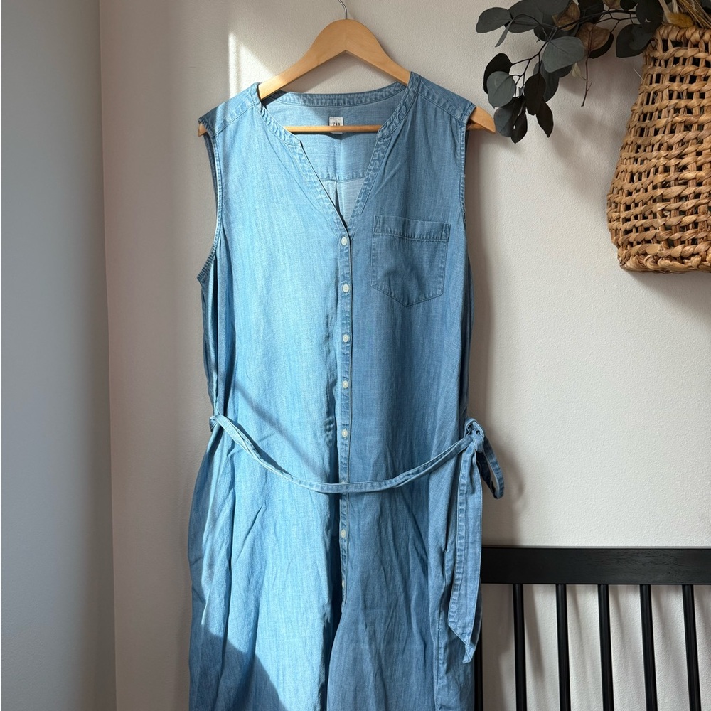 GAP Sleeveless Denim/Chambray Dress with Tie XL Tall